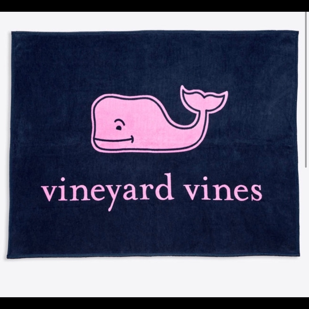 Large Vintage Vineyard Vines Blanket